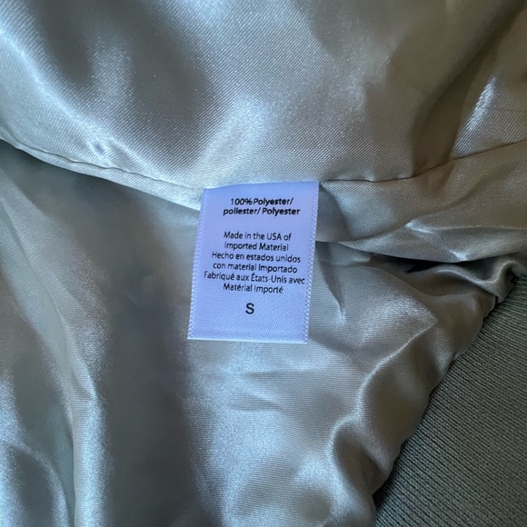 Beyond Yoga Gray Leopard Sherpa Bomber Jacket - Picture 3 of 4